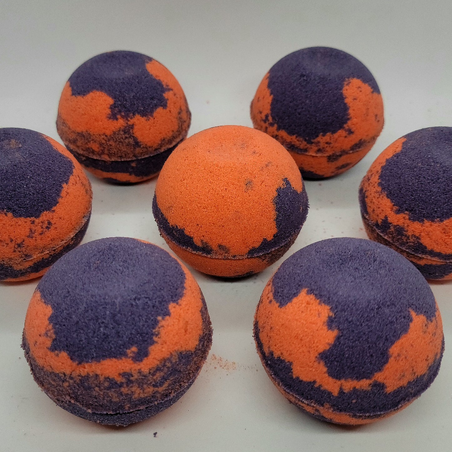 Bouncy Boo Bath Bomb (Bouncy Ball Inside)