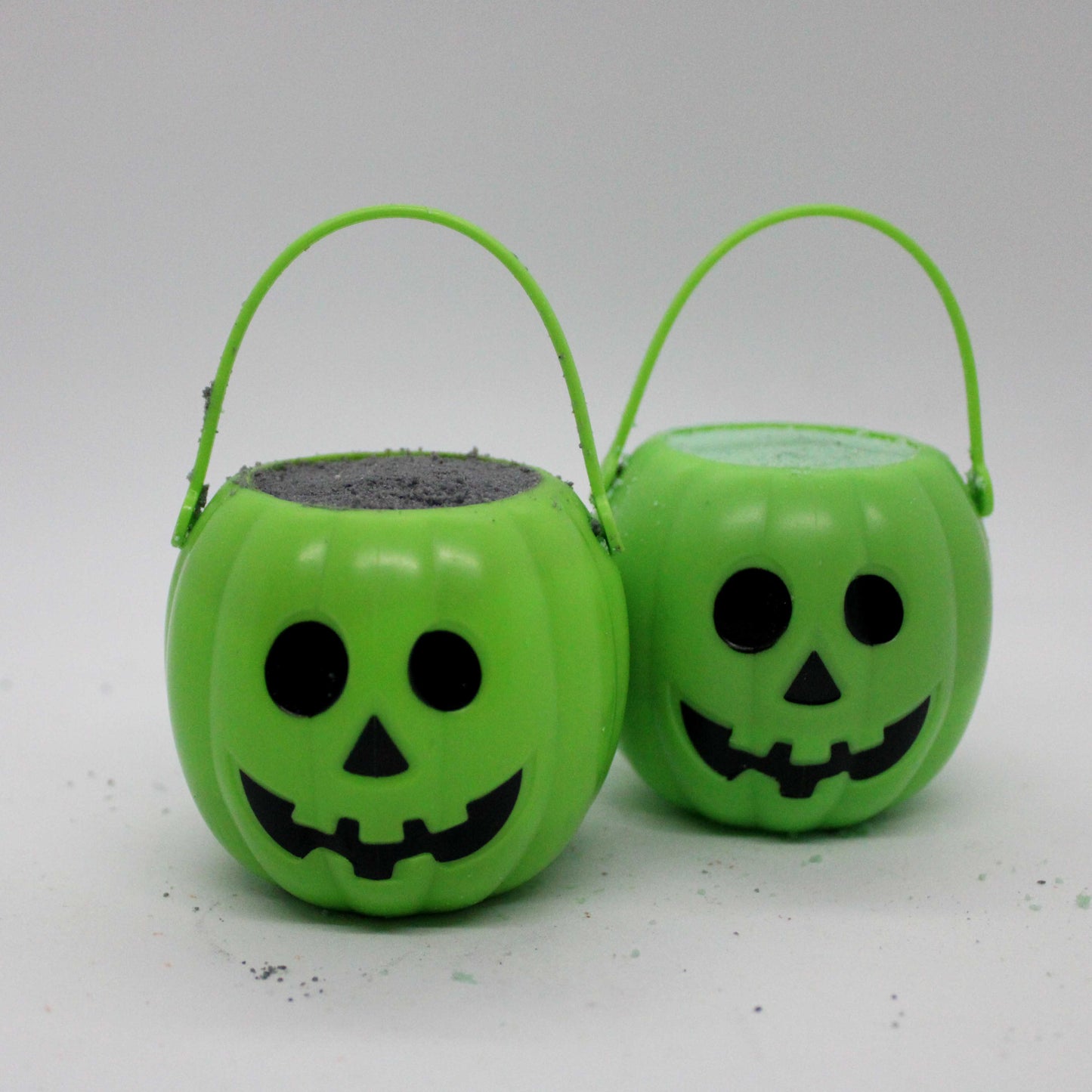 Trick or Treat Bath Bomb (Toy Inside)